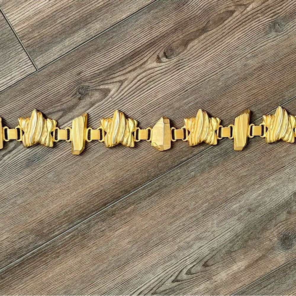 Gold Women's Accessory Belt 33 inches long - Picture 4 of 9
